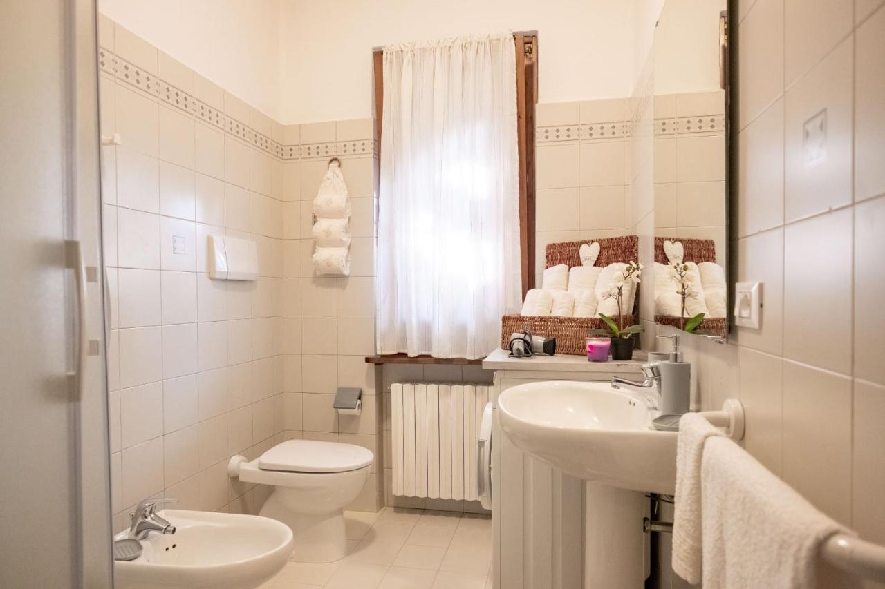Casa Dolce Casa Desenzano - 2 Passi Dal Lago Appartement Desenzano del Garda Buitenkant foto