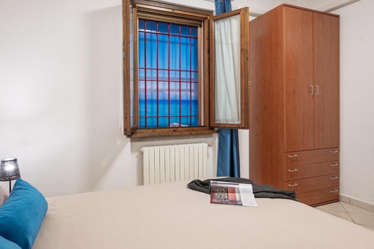 Casa Dolce Casa Desenzano - 2 Passi Dal Lago Appartement Desenzano del Garda Buitenkant foto