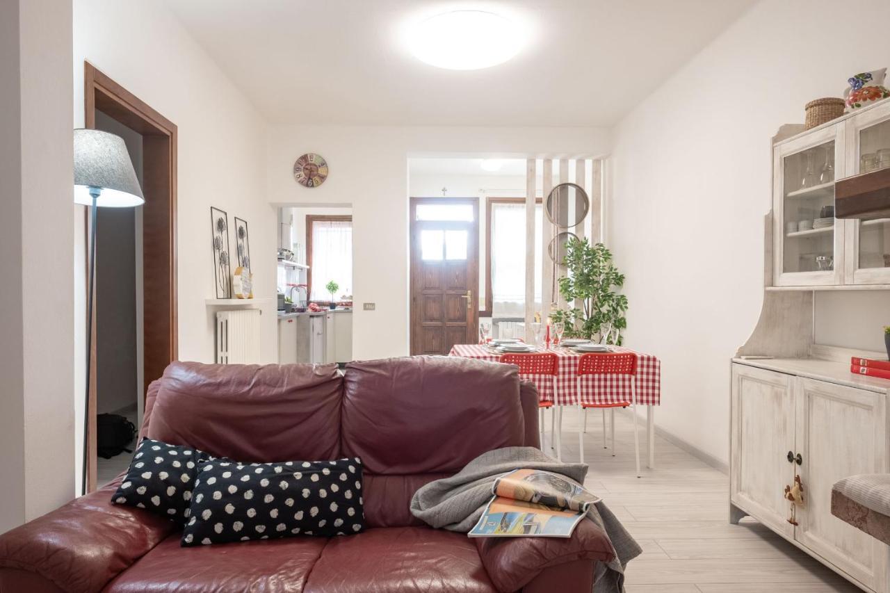 Casa Dolce Casa Desenzano - 2 Passi Dal Lago Appartement Desenzano del Garda Buitenkant foto